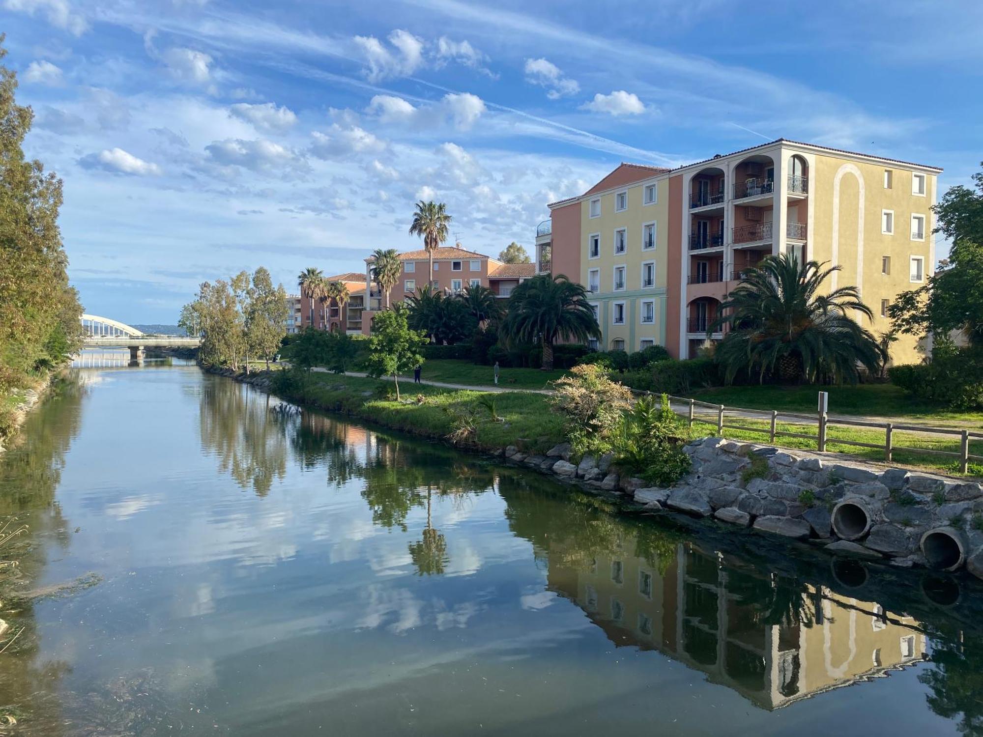 Residence 4 Etoiles Port Marine Sainte-Maxime Ngoại thất bức ảnh